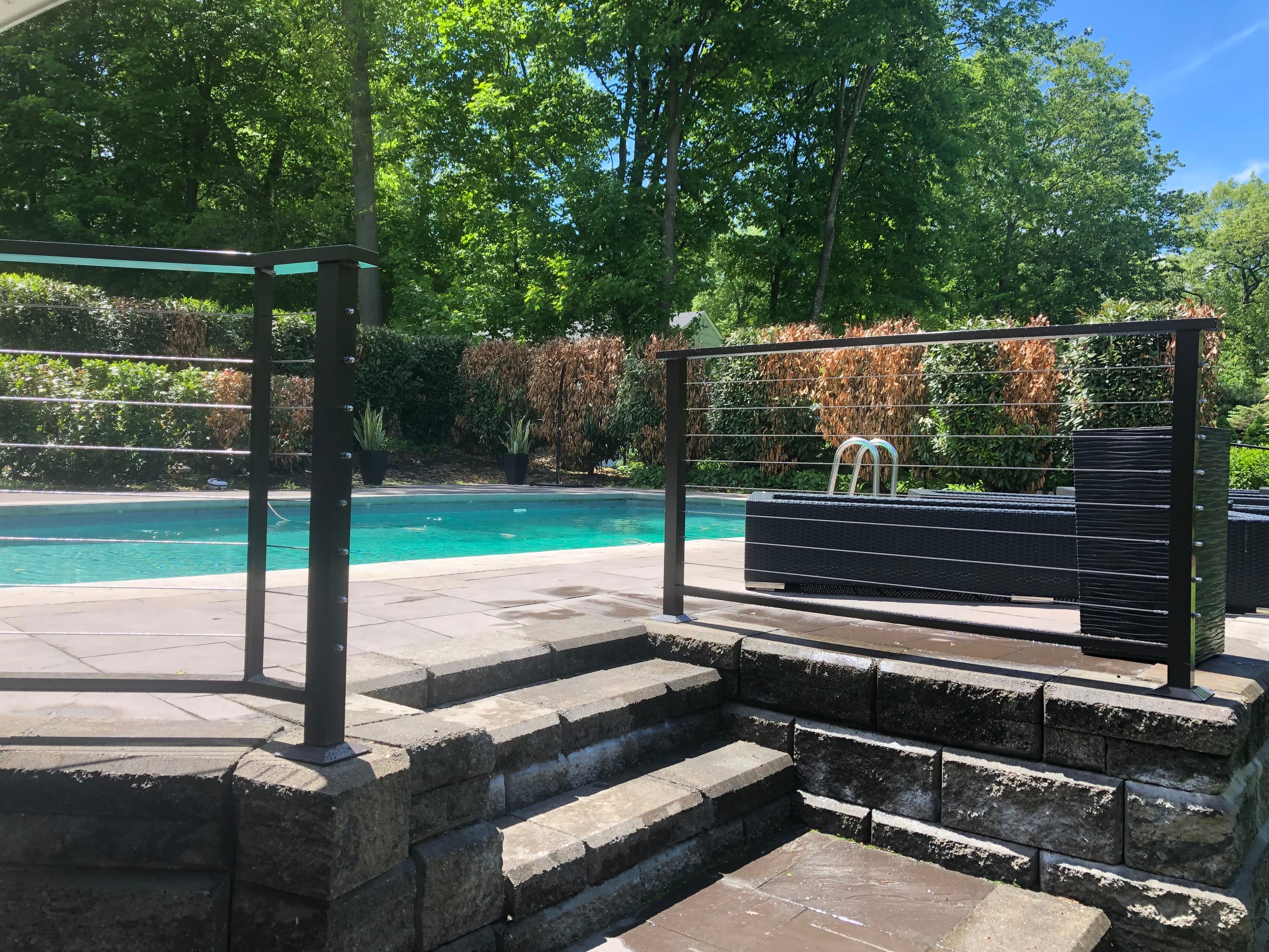 Cable railing poolside